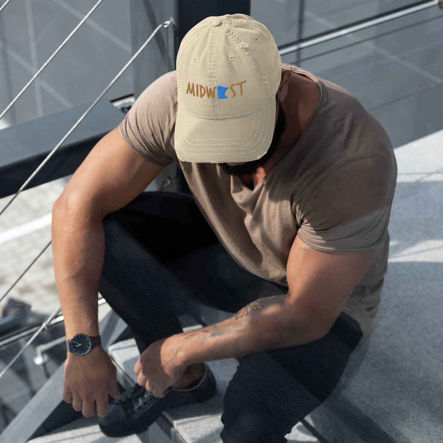 Minnesota Midwest™ Lookin Sharp Distressed Dad Hat